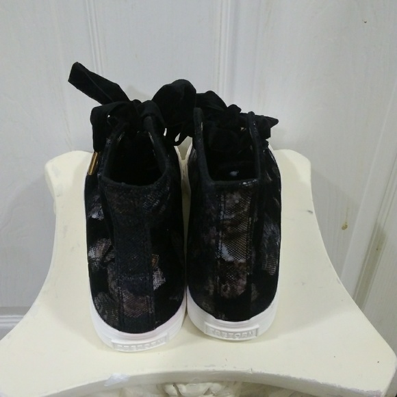 Tretorn Velvet Sneaker Marleyhix4 - Picture 2 of 6